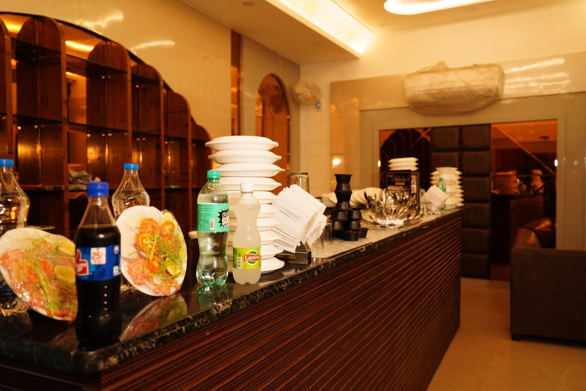 Hotel Ashoka's Bar And Banquet Hall Amritsar